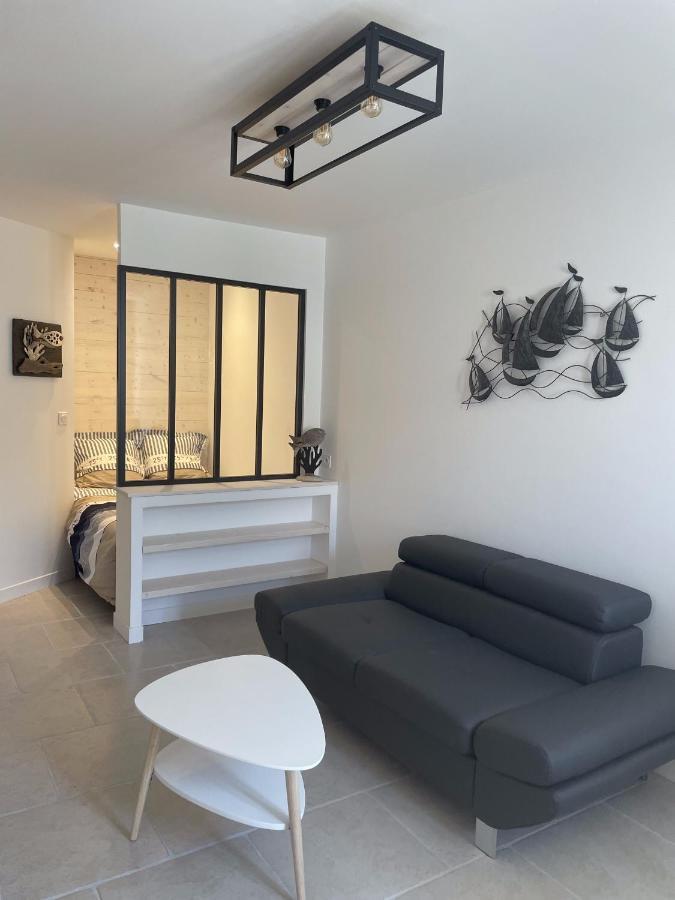 Tribord Apartment La Flotte Exterior photo